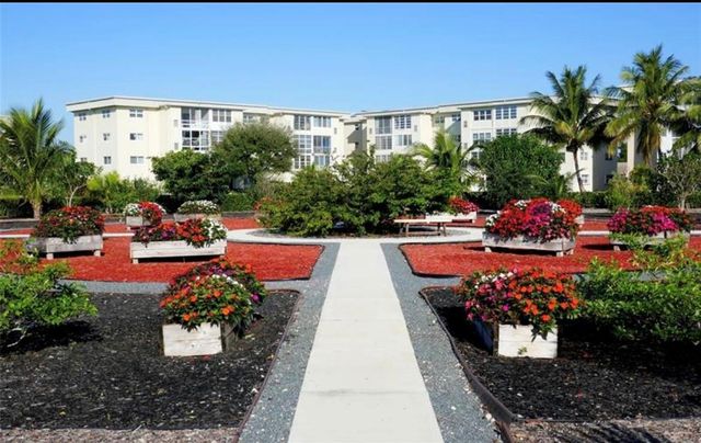 2615 NE 3rd Court 217, Boynton Beach, FL 33435