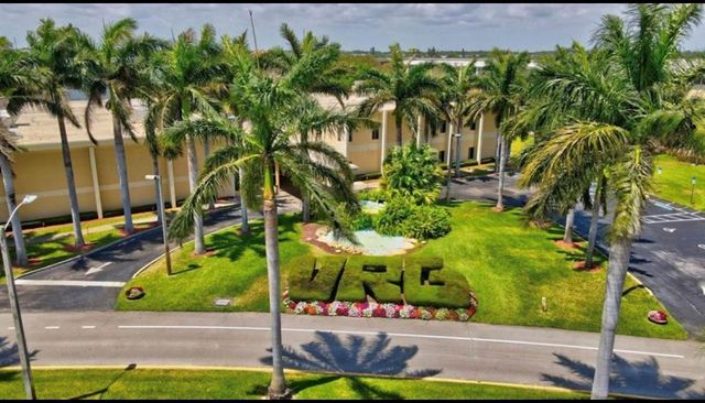 2615 NE 3rd Court 217, Boynton Beach, FL 33435