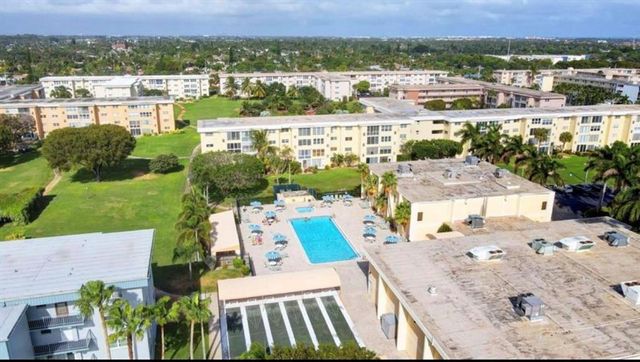 2615 NE 3rd Court 217, Boynton Beach, FL 33435