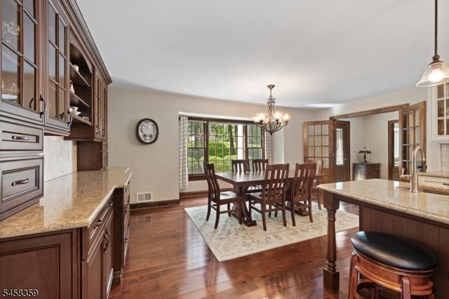 74 Grayrock Rd, Clinton Twp., NJ 08809