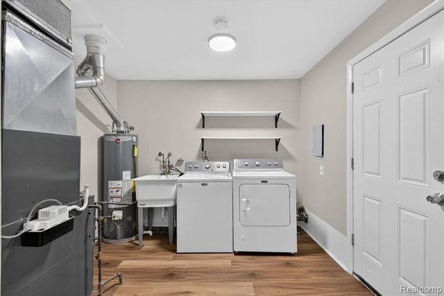 26990 Leroy Street, Taylor, MI 48180