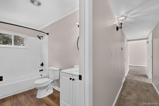 26990 Leroy Street, Taylor, MI 48180