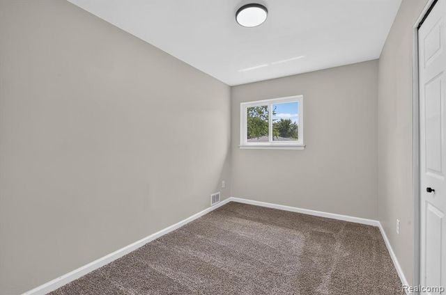 26990 Leroy Street, Taylor, MI 48180