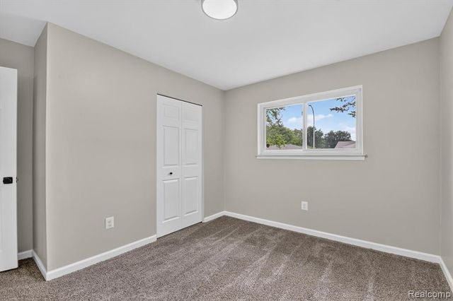 26990 Leroy Street, Taylor, MI 48180