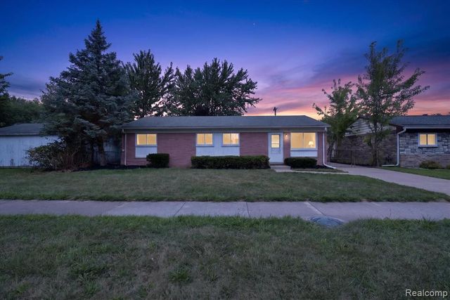 26990 Leroy Street, Taylor, MI 48180