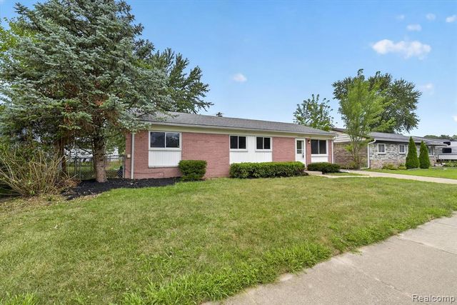 26990 Leroy Street, Taylor, MI 48180