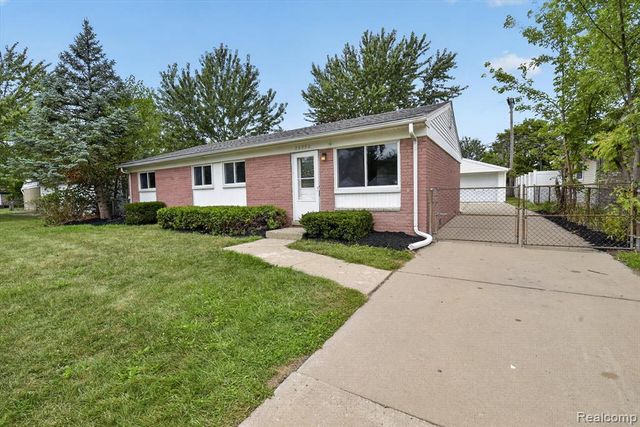26990 Leroy Street, Taylor, MI 48180