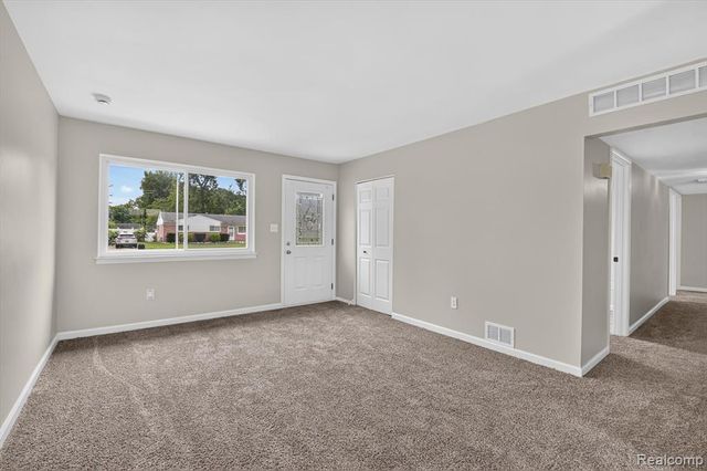 26990 Leroy Street, Taylor, MI 48180