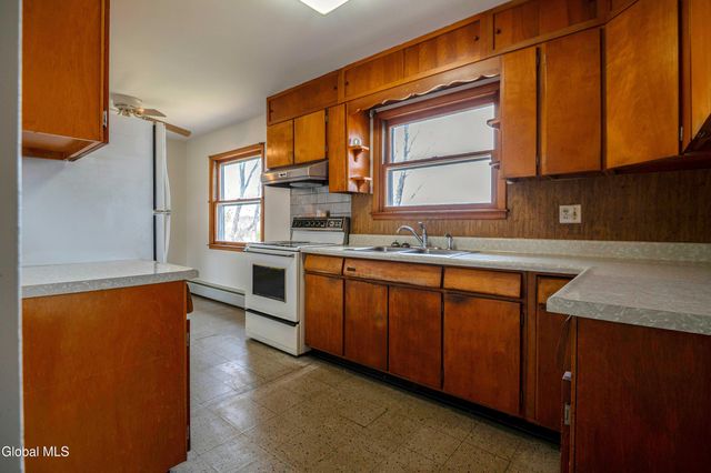 211 Stottville Road, Claverack, NY 12534