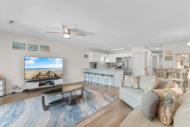 1860 Auburn Ln Apt 19G, Myrtle Beach, SC 29575