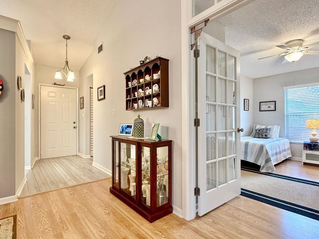 5462 Palm Springs Lane A, Boynton Beach, FL 33437