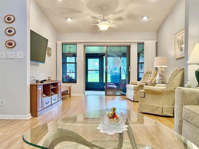 5462 Palm Springs Lane A, Boynton Beach, FL 33437