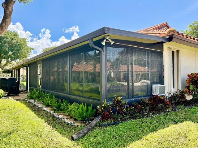 5462 Palm Springs Lane A, Boynton Beach, FL 33437