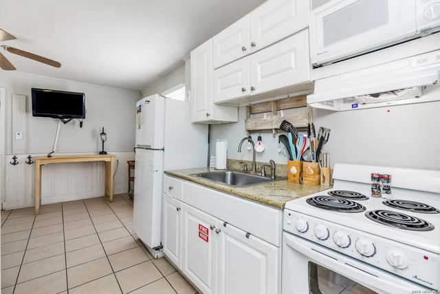 134 #6 N Alister St, Port Aransas, TX 78373