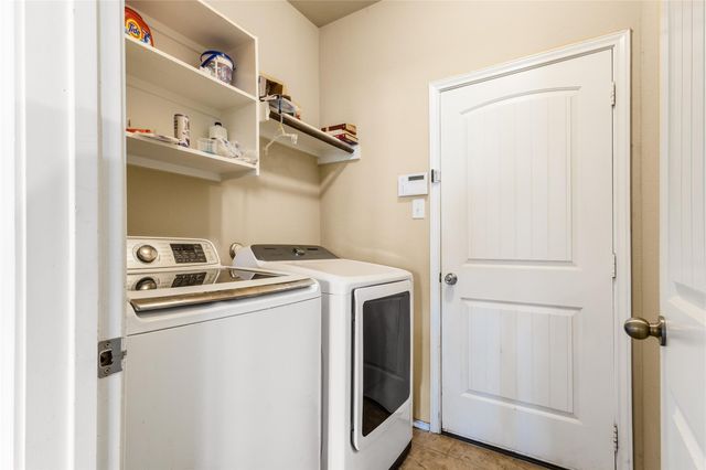107 Marklawn LN, Hutto, TX 78634