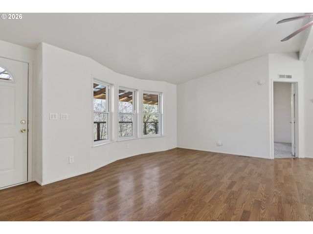 6396 KALAMA RIVER Rd, Kalama, WA 98625