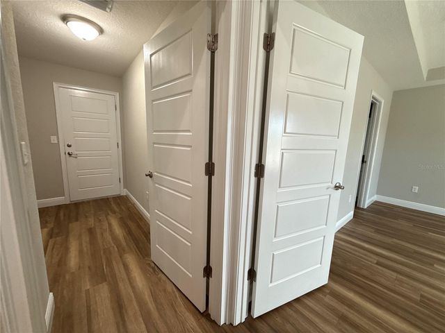 309 LOCUST ROAD, Ocala, FL 34472