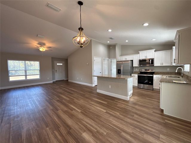 309 LOCUST ROAD, Ocala, FL 34472