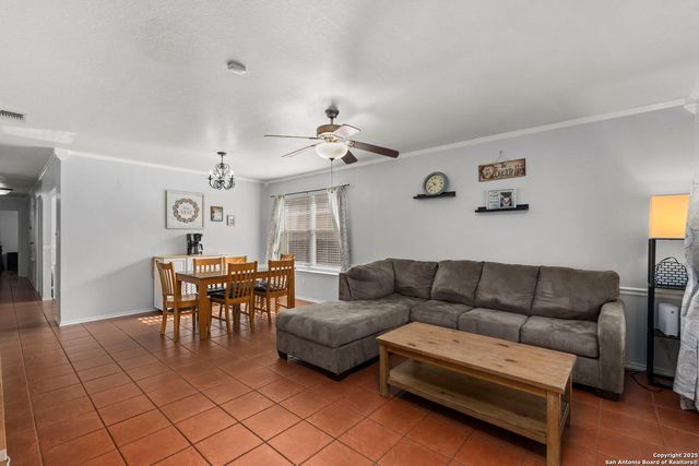 10623 Shaenmeadow, San Antonio, TX 78254