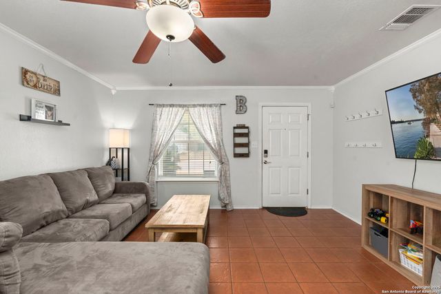 10623 Shaenmeadow, San Antonio, TX 78254