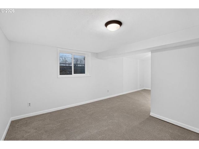 4440 Ne 77TH Ave, Portland, OR 97218