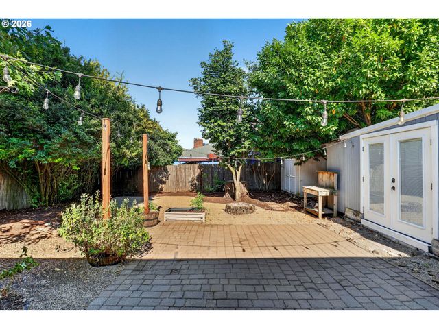 4440 Ne 77TH Ave, Portland, OR 97218