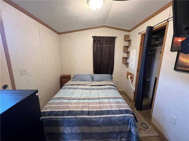 824 Forest Park Avenue, Middletown, RI 02842