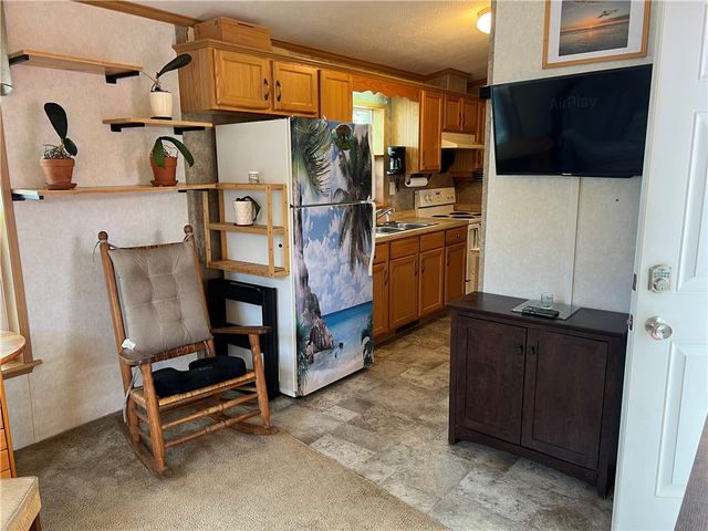 824 Forest Park Avenue, Middletown, RI 02842