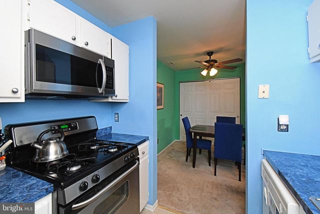 406 STOCKTON CT, North Wales, PA 19454