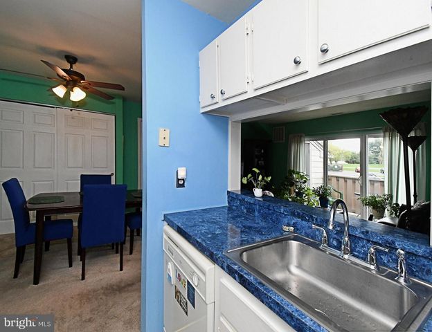 406 STOCKTON CT, North Wales, PA 19454