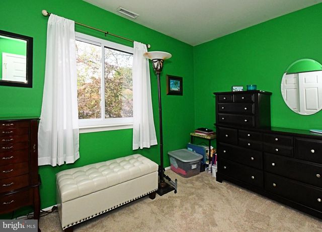 406 STOCKTON CT, North Wales, PA 19454