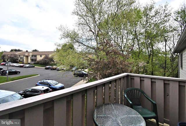 406 STOCKTON CT, North Wales, PA 19454