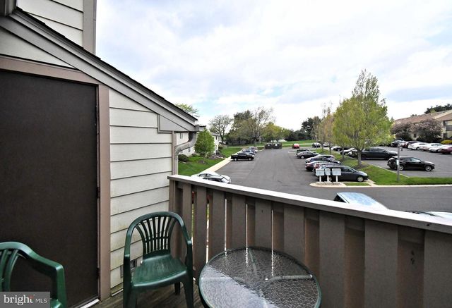 406 STOCKTON CT, North Wales, PA 19454