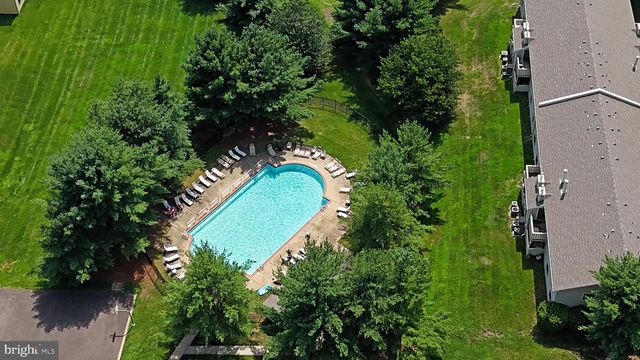 406 STOCKTON CT, North Wales, PA 19454