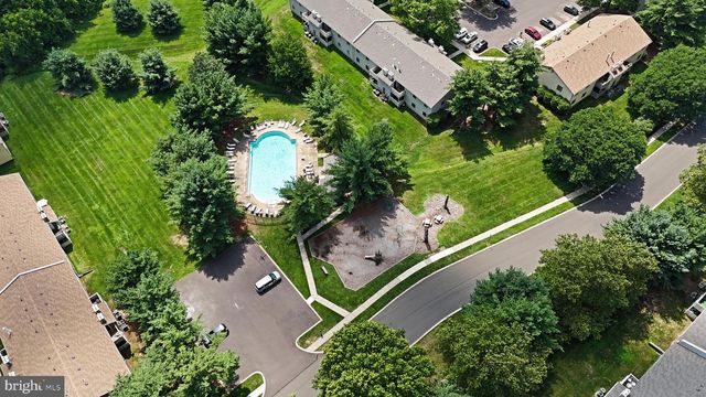 406 STOCKTON CT, North Wales, PA 19454