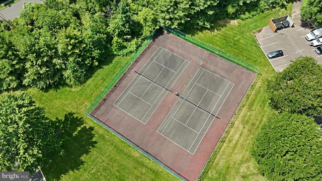 406 STOCKTON CT, North Wales, PA 19454