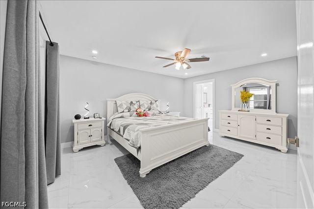4216 NE 20th PL, Cape Coral, FL 33909