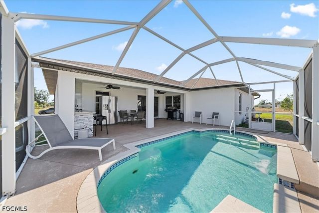 4216 NE 20th PL, Cape Coral, FL 33909