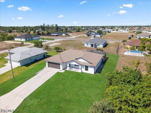4216 NE 20th PL, Cape Coral, FL 33909