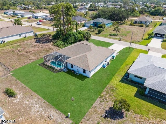 4216 NE 20th PL, Cape Coral, FL 33909