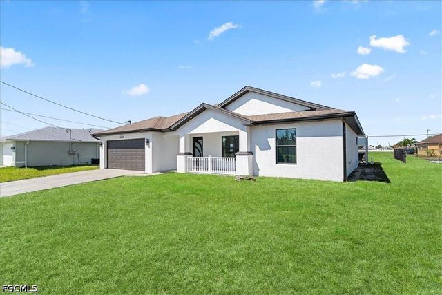 4216 NE 20th PL, Cape Coral, FL 33909