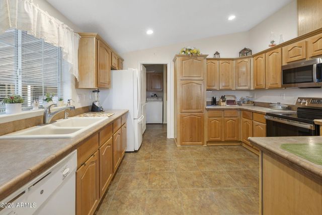 3901 E PINNACLE PEAK Road 261, Phoenix, AZ 85050