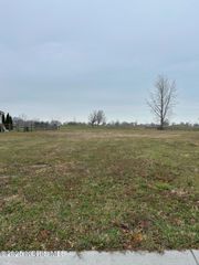 5281 Eagles Landing Drive, Oregon, OH 43616