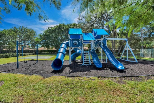 8255 Via Bella, Boca Raton, FL 33496