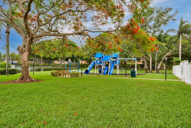 8255 Via Bella, Boca Raton, FL 33496