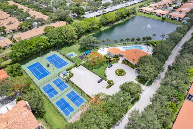 8255 Via Bella, Boca Raton, FL 33496