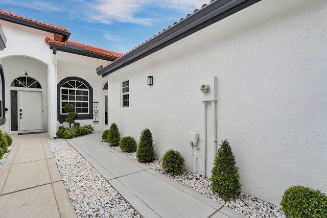 8255 Via Bella, Boca Raton, FL 33496