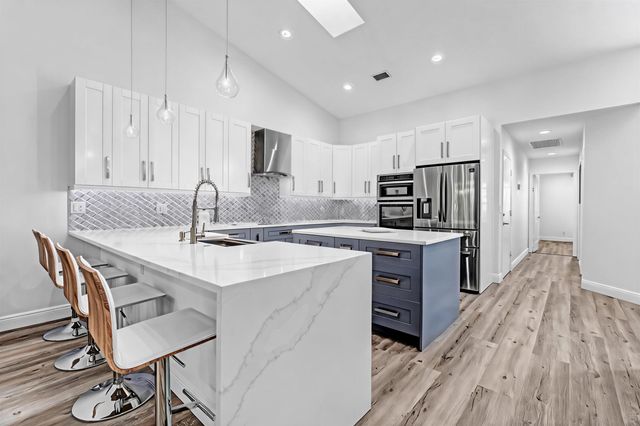 8255 Via Bella, Boca Raton, FL 33496