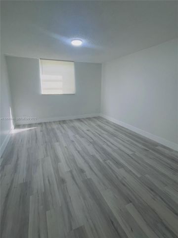 443 NE 195th Street 338, Miami, FL 33179