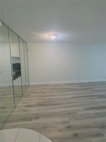 443 NE 195th Street 338, Miami, FL 33179